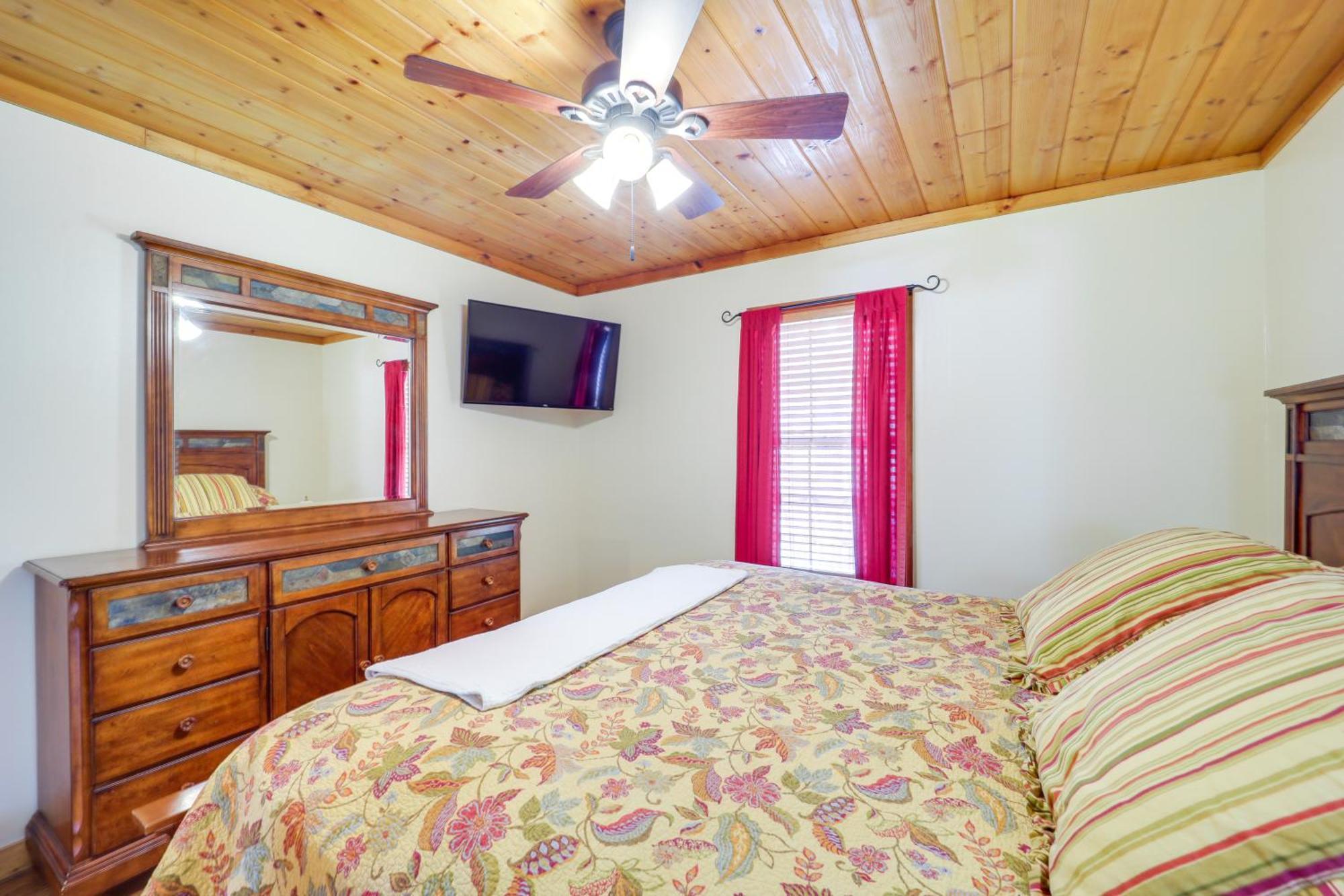 Secluded Lenoir Cabin 4 Mi To Dtwn Blowing Rock Exterior photo